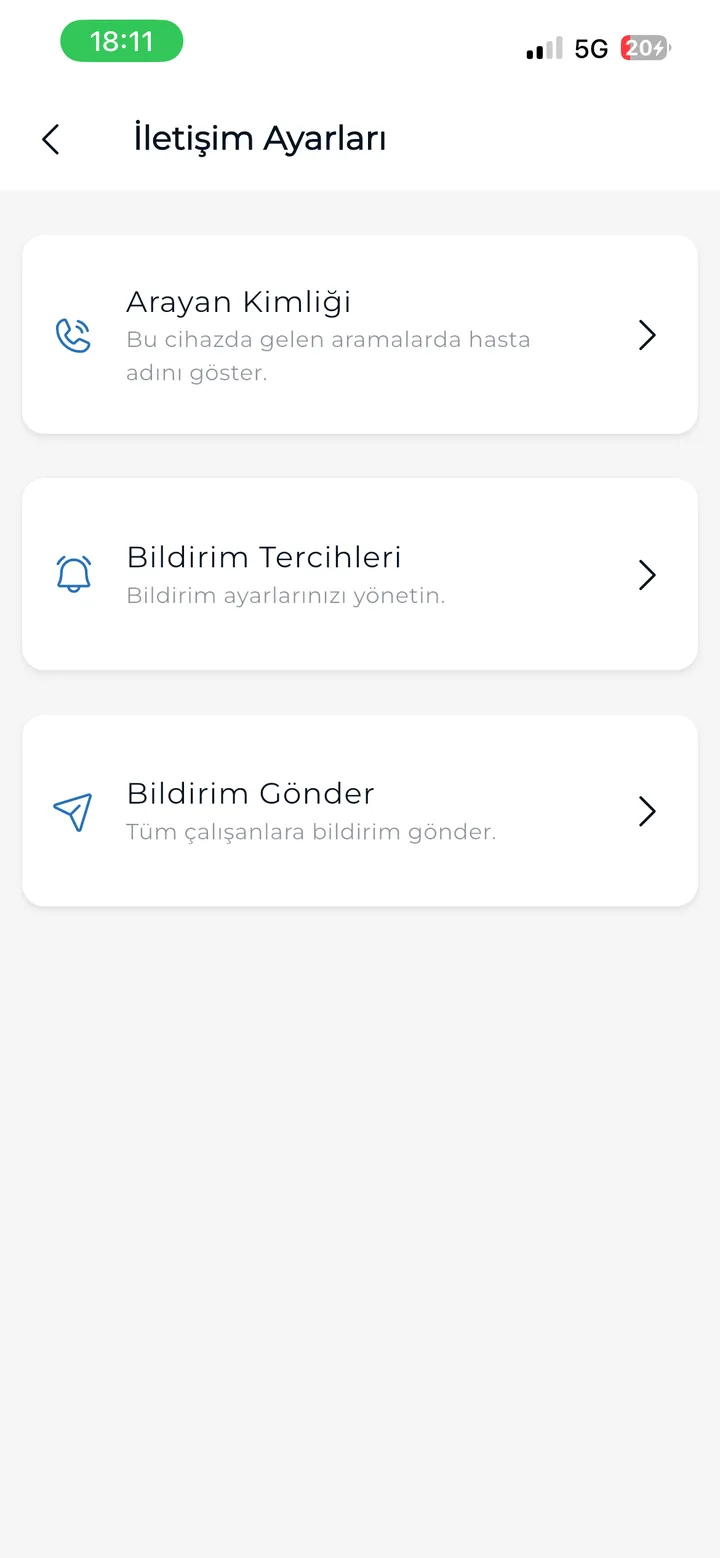 iPhone’da İletişim Ayarları ekranı.